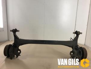 Usagé Arbre entraînement roue avant Mitsubishi Colt (Z2/Z3) 1.1 12V Prix sur demande proposé par Van Gils Automotive