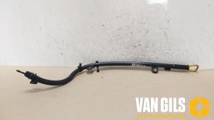 Used Oil dipstick Mercedes B (W246,242) Price € 45,98 Inclusive VAT offered by Van Gils Automotive