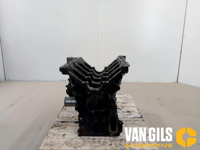 Used Engine crankcase Mercedes B (W246/W242) 2.1 B-220 CDI BlueEFFICIENCY, B-220d 16V Price € 325,00 Margin scheme offered by Van Gils Automotive