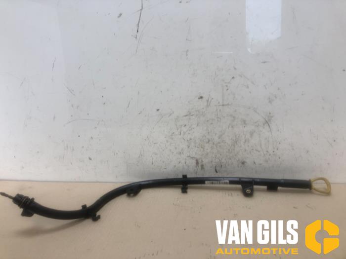 Gebrauchte Ölmessstab Mercedes B (W246/W242) Preis € 45,98 Mit Mehrwertsteuer angeboten von Van Gils Automotive