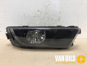 Used Fog light, front right Skoda Octavia Combi (5EAC) 1.6 TDI Greenline 16V Price on request offered by Van Gils Automotive