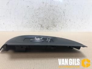 Used Electric seat switch Jaguar XJ (X351) 3.0 D V6 24V Price on request offered by Van Gils Automotive