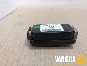 Used Module USB Jaguar XJ (X351) 3.0 D V6 24V Price on request offered by Van Gils Automotive