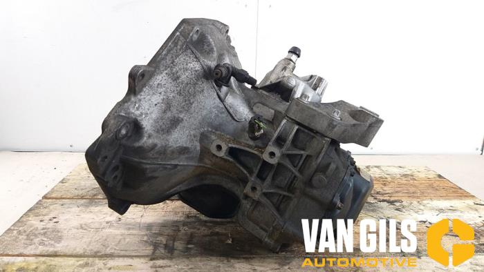 Gearbox Opel Corsa - 55562014 C429 - Van Gils Automotive