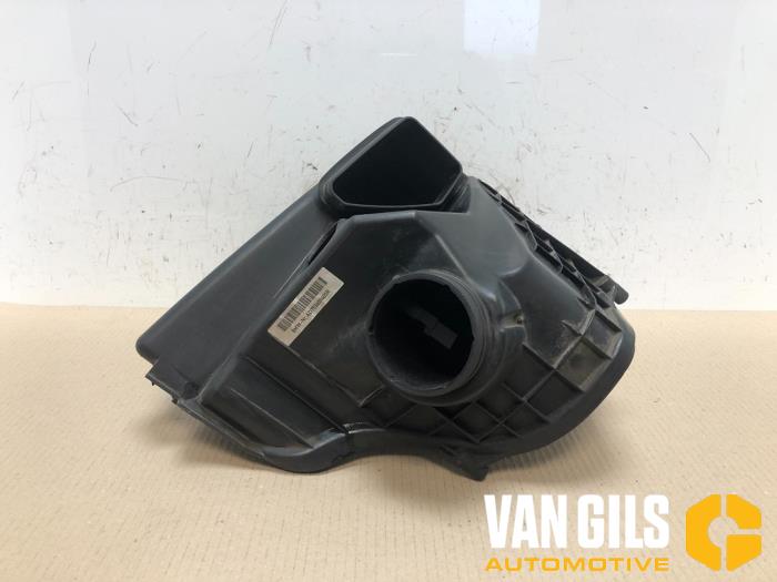 Begagnade Luftfilterhus BMW 3 serie (E90) 320i 16V Pris € 55,00 Marginaltabell erbjuds av Van Gils Automotive