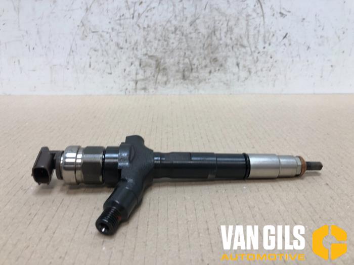 Usagé Injecteurs Renault Espace (JK) 3.0 dCi V6 24V Prix € 82,00 Règlement à la marge proposé par Van Gils Automotive