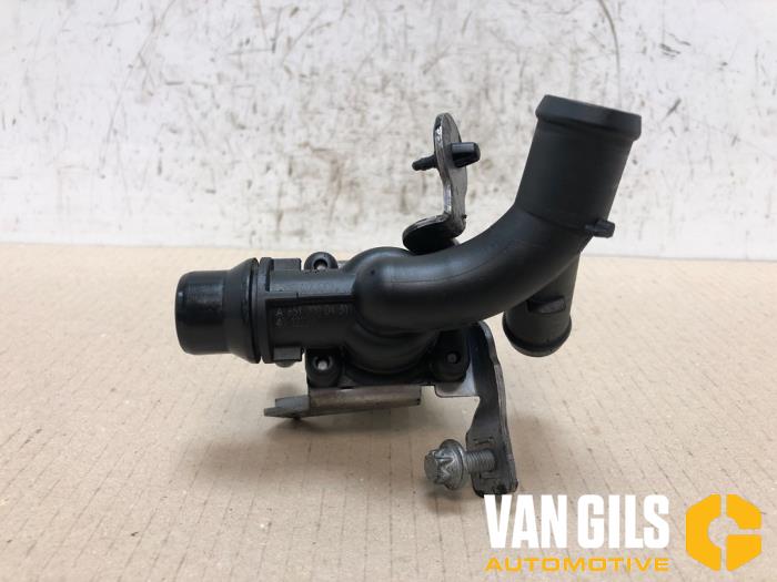 Begagnade Extra vattenpump Mercedes E (R207) E-220 CDI 16V BlueEfficiency Pris € 30,00 Marginaltabell erbjuds av Van Gils Automotive
