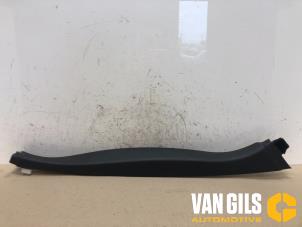 Used C-style sealing cover right Jaguar XJ (X351) 3.0 D V6 24V Price on request offered by Van Gils Automotive