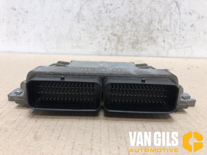 Used Engine management computer Renault Clio II (BB/CB) 1.2 Price € 150,00 Margin scheme offered by Van Gils Automotive