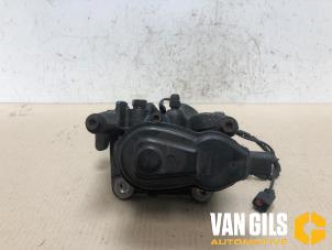 Used Rear brake calliper, right Jaguar XJ (X351) 3.0 D V6 24V Price on request offered by Van Gils Automotive