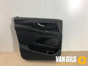 Gebrauchte Türverkleidung 2-türig links Mercedes Vito Preis € 149,99 Margenregelung angeboten von Van Gils Automotive