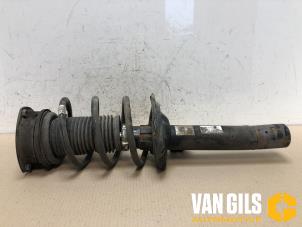 Used Front shock absorber rod, left Volkswagen Touran (5T1) 2.0 TDI 150 Price € 89,99 Margin scheme offered by Van Gils Automotive