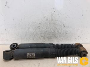 Used Shock absorber kit Peugeot 5008 I (0A/0E) 2.0 HDiF 16V Price on request offered by Van Gils Automotive