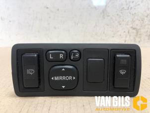 Used Mirror switch Toyota Avensis Wagon (T25/B1E) 2.2 D-4D 16V D-CAT Price € 40,00 Margin scheme offered by Van Gils Automotive