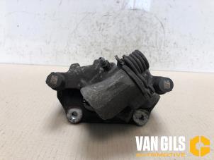 Usagé Etrier de frein (pince) arrière gauche Volvo V40 (MV) 2.0 T3 16V Prix sur demande proposé par Van Gils Automotive
