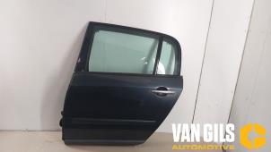 Używane Drzwi lewe tylne wersja 4-drzwiowa Renault Vel Satis (BJ) 3.5 V6 24V Autom. Cena € 150,00 Procedura marży oferowane przez Van Gils Automotive
