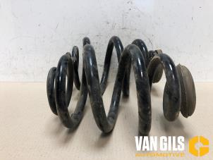 Used Rear coil spring Volkswagen Transporter T6 2.0 TDI DRF Price on request offered by Van Gils Automotive