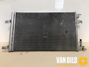Usagé Condensateur clim Vauxhall Astra Mk.6 GTC 2.0 CDTI 16V 165 Prix sur demande proposé par Van Gils Automotive