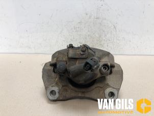 Used Front brake calliper, left Volkswagen Transporter T6 2.0 TDI DRF Price € 81,00 Margin scheme offered by Van Gils Automotive