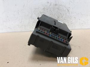 Used Fuse box Renault Vel Satis (BJ) 3.5 V6 24V Autom. Price € 75,00 Margin scheme offered by Van Gils Automotive