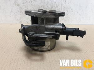 Usados Bomba de vacío (diésel) Renault Clio III (BR/CR) 1.5 dCi FAP Precio de solicitud ofrecido por Van Gils Automotive