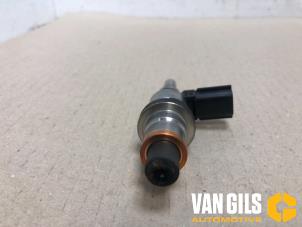 Used Adblue Injector Renault Clio III (BR/CR) 1.5 dCi FAP Price on request offered by Van Gils Automotive