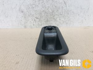 Used Electric window switch Ford Focus 1 1.6 16V Price € 40,00 Margin scheme offered by Van Gils Automotive
