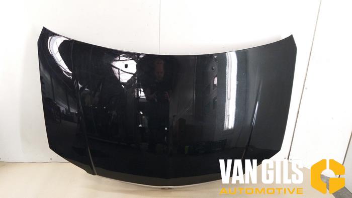 Używane Maska Dodge Grand Caravan 3.8 Cena € 225,00 Procedura marży oferowane przez Van Gils Automotive