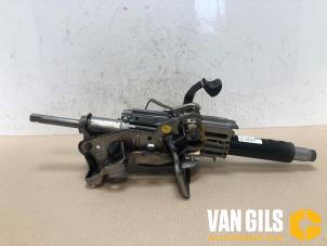 Usados Caja de columna de dirección Audi A4 Avant Quattro (B8) 3.0 TDI V6 24V Precio € 100,00 Norma de margen ofrecido por Van Gils Automotive