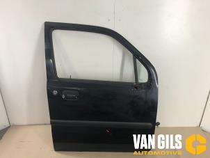 Używane Drzwi prawe przednie wersja 4-drzwiowa Opel Agila (A) 1.2 16V Twin Port Cena € 150,00 Procedura marży oferowane przez Van Gils Automotive