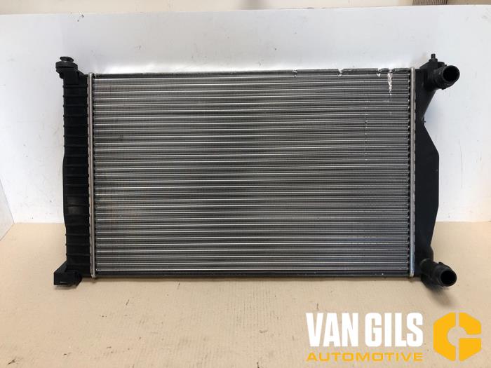 Used Radiator Audi A4 Avant Quattro (B7) 2.0 TFSI 20V Price € 65,00 Margin scheme offered by Van Gils Automotive