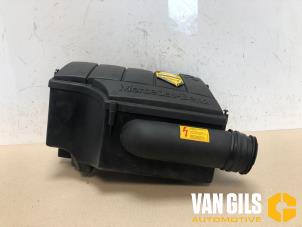 Usagé Boîtier filtre à air Mercedes A (W168) 1.6 A-160 Prix € 55,00 Règlement à la marge proposé par Van Gils Automotive