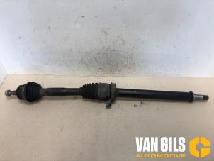Used Front drive shaft, right Mercedes A (W168) 1.6 A-160 Price € 74,99 Margin scheme offered by Van Gils Automotive