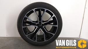 Gebrauchte Felge + Reifen Audi A4 Avant Quattro (B8) 3.0 TDI V6 24V Preis € 199,99 Margenregelung angeboten von Van Gils Automotive