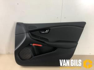 Usagé Revêtement portière haut 4portes avant droite Volvo V40 (MV) 1.5 T3 16V Geartronic Prix sur demande proposé par Van Gils Automotive