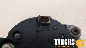 Dynamo van een Volkswagen Lupo (6X1) 1.0 MPi 50 2000