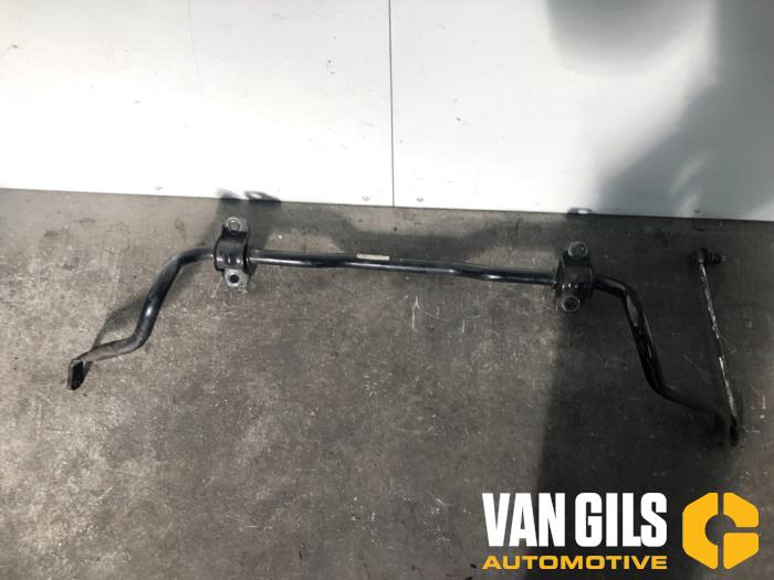 Front anti-roll bar from a Volvo V40 (MV) 1.5 T3 16V Geartronic 2018