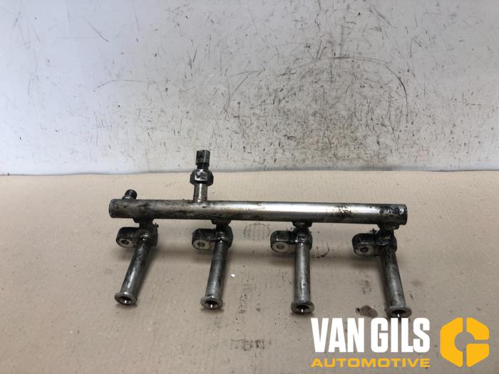 Usagé Système d'injection Volvo V40 (MV) 1.5 T3 16V Geartronic Prix € 100,00 Règlement à la marge proposé par Van Gils Automotive