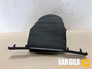 Usagé Couvercle colonne de direction Volkswagen Golf VII Variant (AUVV) 2.0 TDI 150 16V Prix € 30,00 Règlement à la marge proposé par Van Gils Automotive