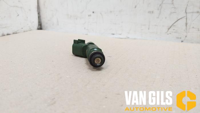 Injector (petrol injection) from a Volvo S60 I (RS/HV) 2.4 20V 140 2001