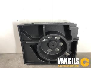 Gebrauchte Ablagefach Audi Q3 (8UB/8UG) 2.0 TDI 16V 163 Quattro Preis auf Anfrage angeboten von Van Gils Automotive