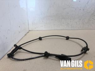 Used ABS Sensor Mercedes Vito Tourer (447.7) 2.0 116 CDI 16V Price € 44,00 Margin scheme offered by Van Gils Automotive