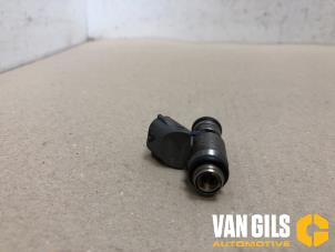 Używane Wtryskiwacz (wtrysk benzyny) Volkswagen Golf IV (1J1) 1.6 16V Cena € 30,00 Procedura marży oferowane przez Van Gils Automotive