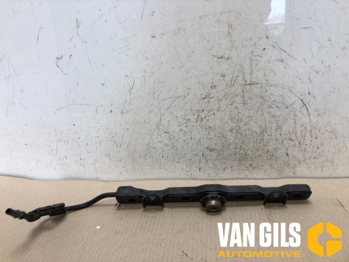 Usagé Système d'injection Toyota Corolla (E12) 1.8 16V TS VVT-i Prix € 50,00 Règlement à la marge proposé par Van Gils Automotive