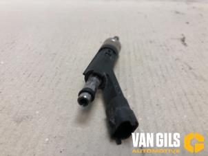 Used Injector (petrol injection) Peugeot 3008 II (M4/MC/MJ/MR) 1.2 12V e-THP PureTech 130 Price € 66,00 Margin scheme offered by Van Gils Automotive