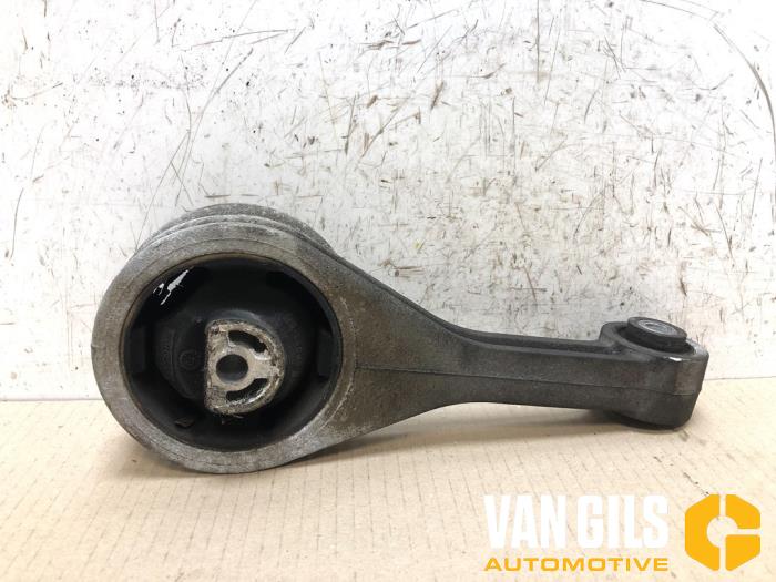 Used Engine mount Ford Fiesta 4 1.3i Price € 35,00 Margin scheme offered by Van Gils Automotive