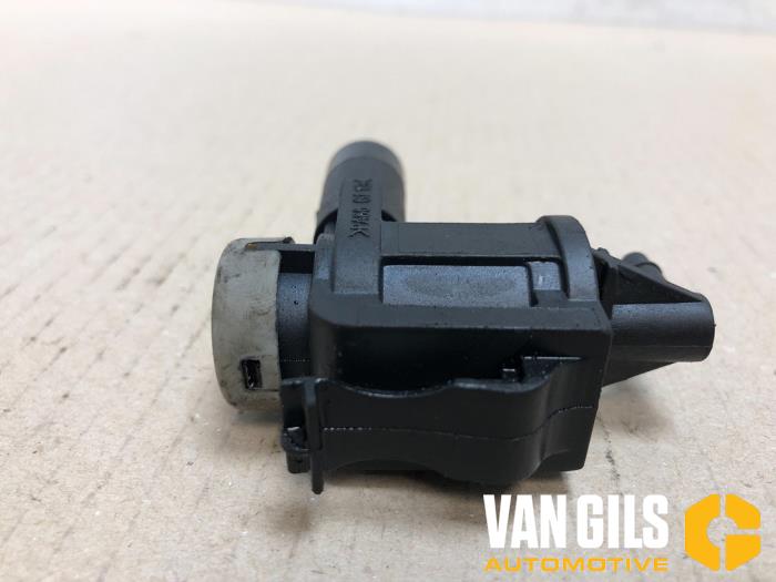 Sonstige van een Volkswagen Touran (1T1/T2) 2.0 TDI DPF Cross Touran 2009
