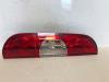 Taillight, left from a Fiat Doblo Cargo (223), 2001 / 2010 1.3 D 16V Multijet, Delivery, Diesel, 1.248cc, 55kW (75pk), FWD, 199A2000, 2005-10 / 2010-01, 223AXN1A 2007