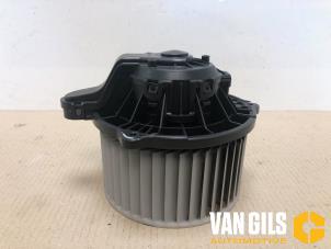 Usagé Moteur de ventilation chauffage Hyundai iX35 (LM) 2.0 16V 4x4 Prix sur demande proposé par Van Gils Automotive