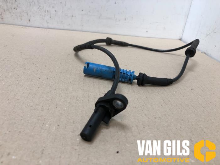 Usados Sensor ABS BMW 7 serie (E65/E66/E67) 750i,Li 4.8 32V Precio € 30,00 Norma de margen ofrecido por Van Gils Automotive
